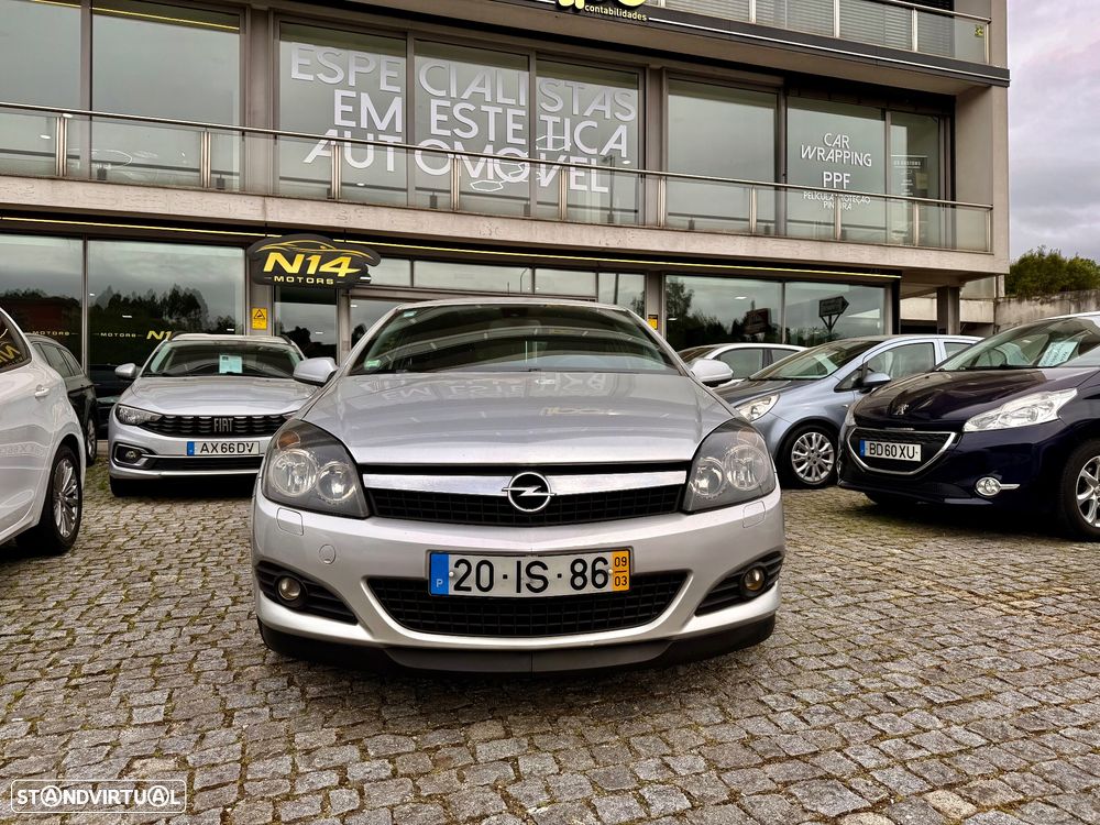 Opel Astra GTC 1.3 CDTI - 3