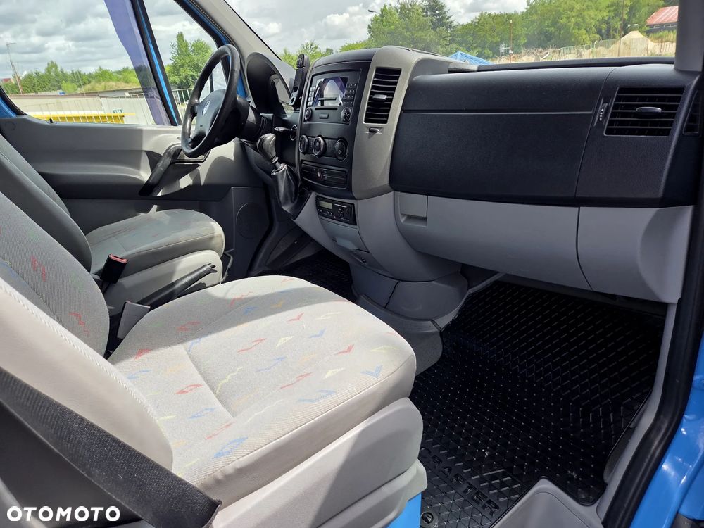Volkswagen CRAFTER - 10