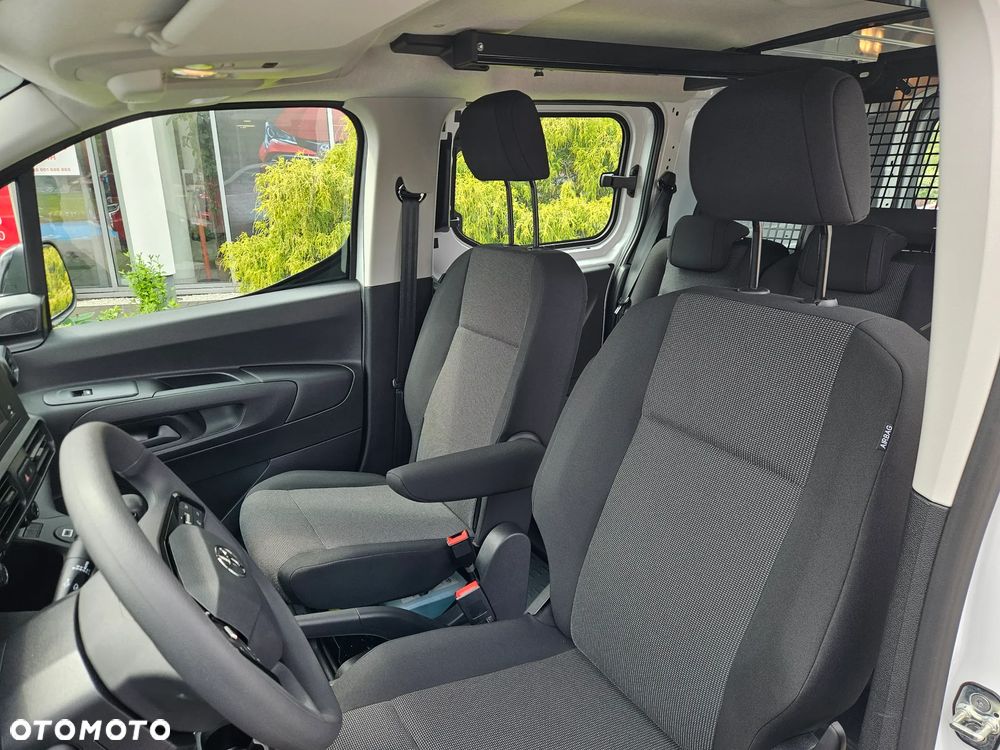 Toyota Proace City Verso 1.5 D-4D Combi - 13