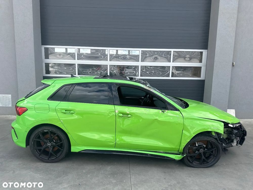 Audi RS3 Sportback TFSI Quattro S tronic - 3