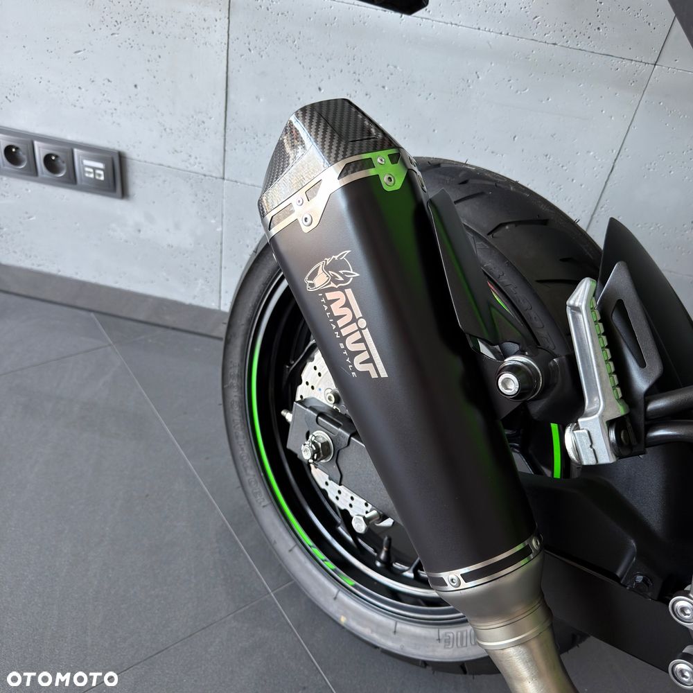 Kawasaki Ninja - 7