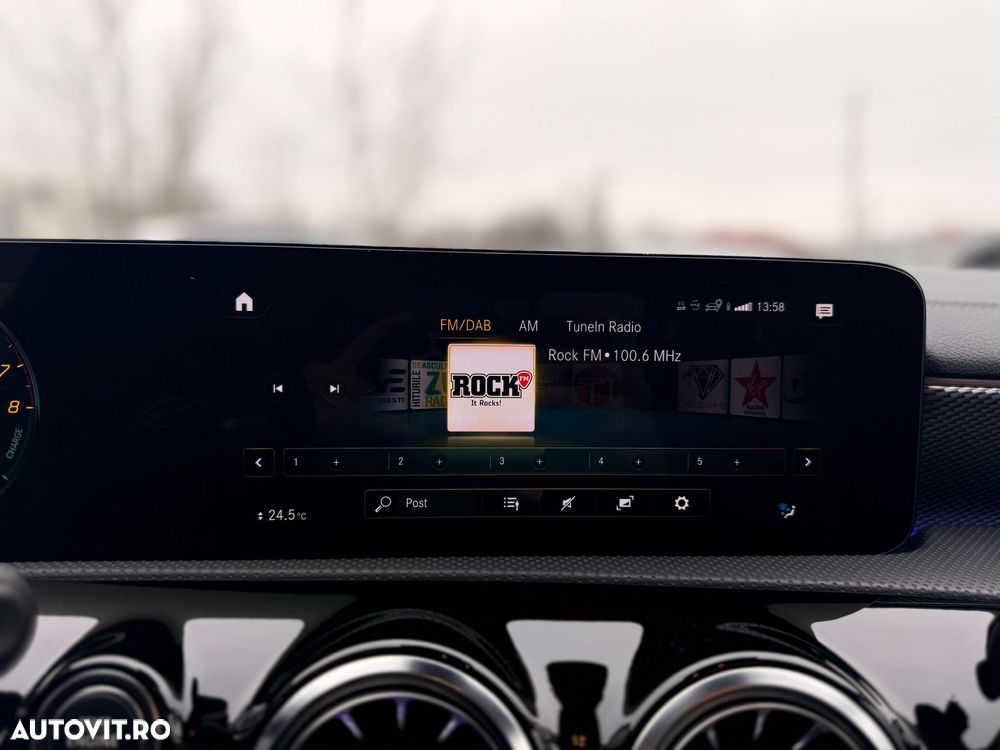 Mercedes-Benz CLA 250 e 8G-DCT Progressive - 24