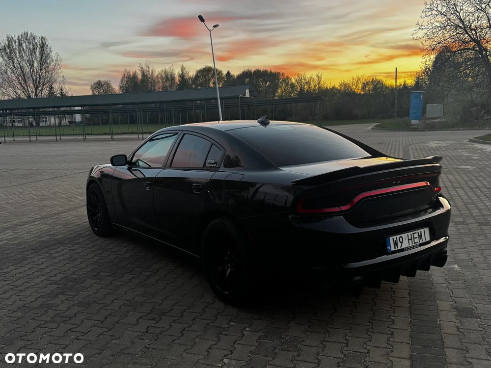 Dodge Charger - 5