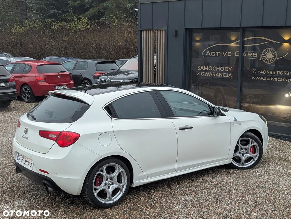 Alfa Romeo Giulietta 1750 TBi QV TCT - 8