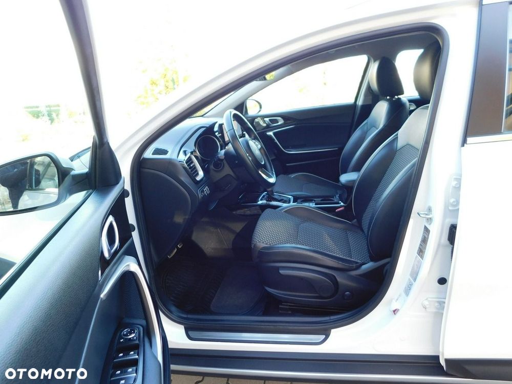 Kia XCeed 1.6 CRDi SCR L Business Line DCT - 13