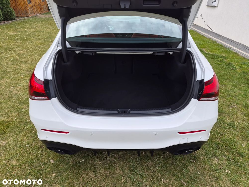 Mercedes-Benz Klasa A AMG 35 4Matic AMG Speedshift DCT 7G - 11