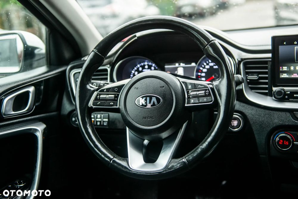 Kia XCeed 1.4 T-GDI OPF DCT7 JBL SOUND EDITION - 34