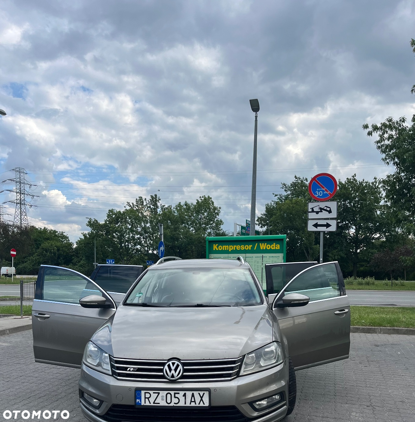 Volkswagen Passat 2.0 TDI Highline DSG - 2