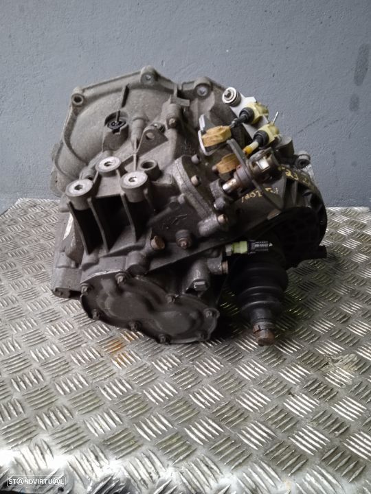 Caixa de velocidades Opel 2.0 CDTI Y20DTH ref: F23 ( Zafira, Signum, Astra, Vectra) - 2