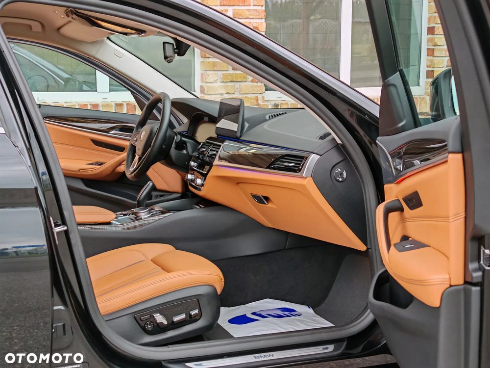 BMW Seria 5 520d Luxury Line - 16