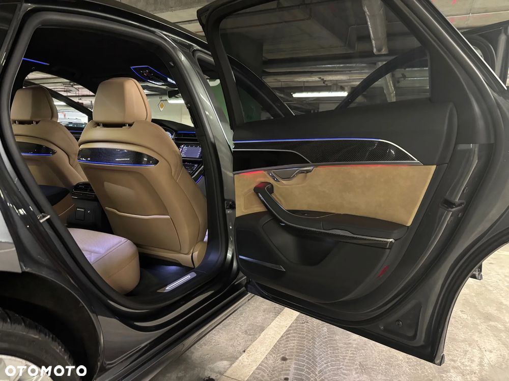 Audi S8 - 19
