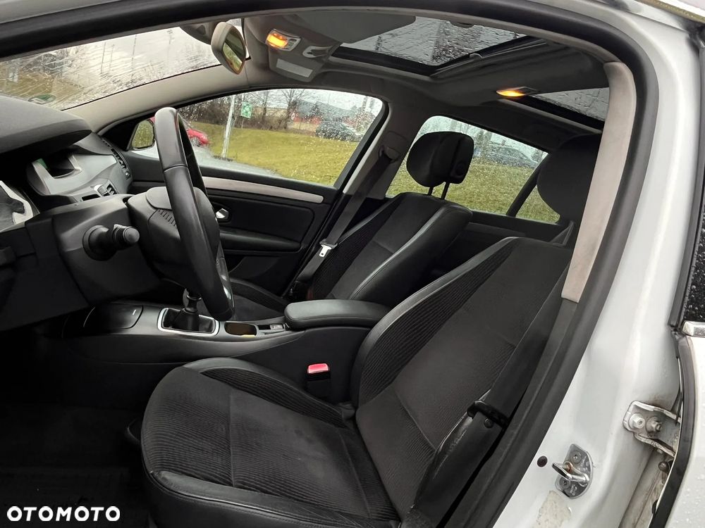 Renault Laguna dCi 110 FAP Dynamique - 15