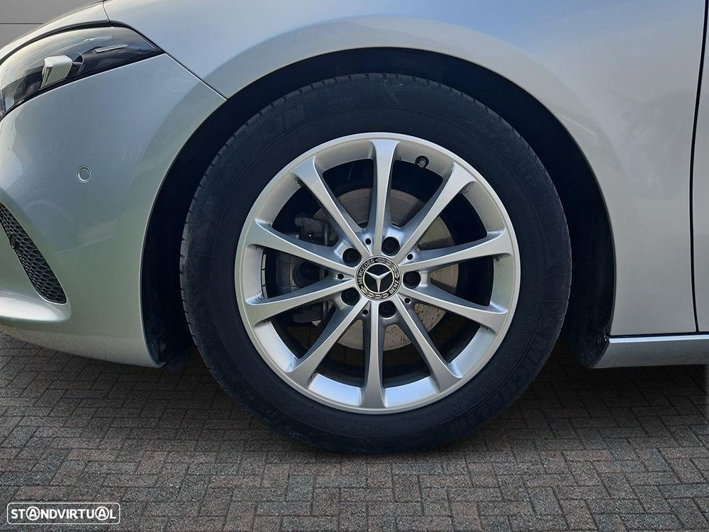 Mercedes-Benz A 180 d Progressive Aut. - 6