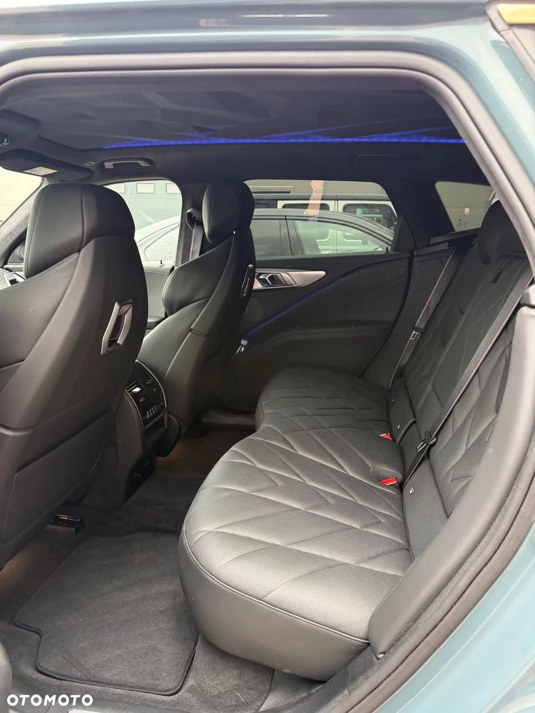 BMW XM PHEV sport - 15