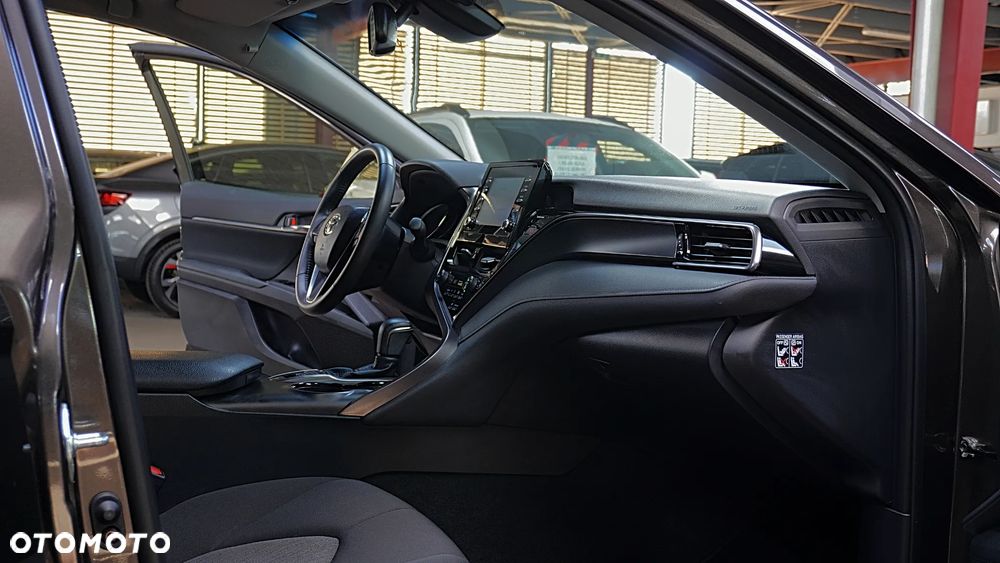 Toyota Camry - 15