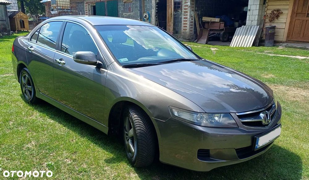 Honda Accord - 2