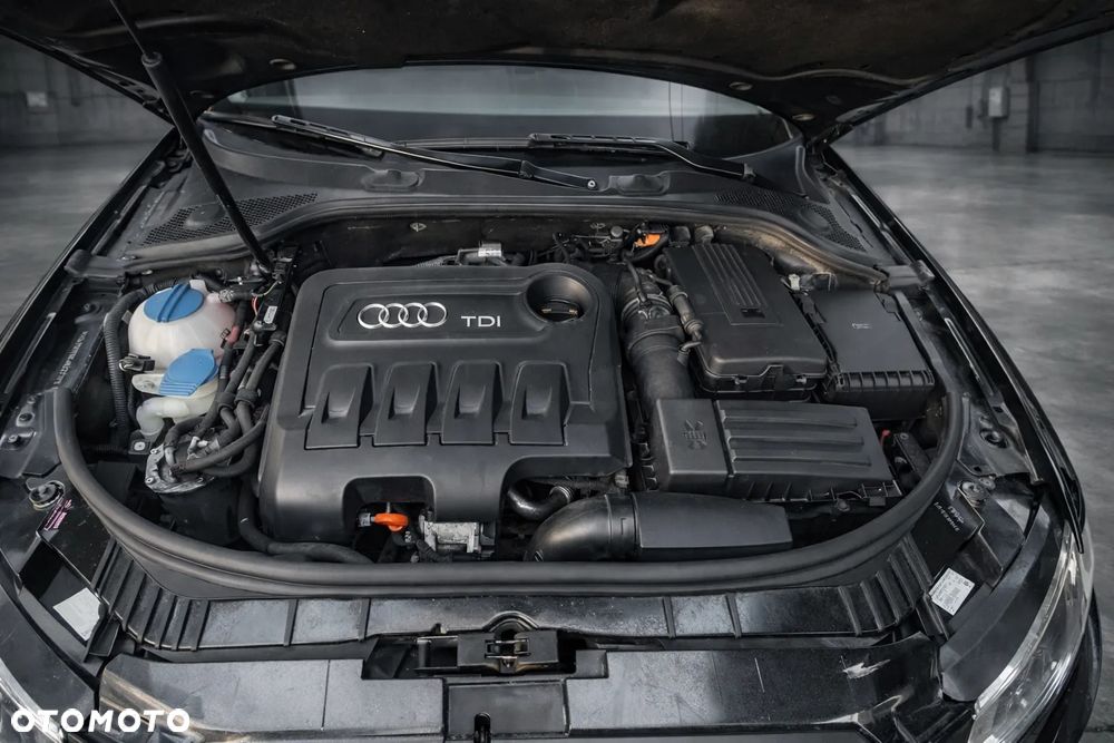 Audi A3 Sportback 2.0 TDI DPF quattro S line Sportpaket (plus) - 25