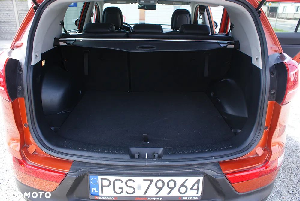 Kia Sportage 2.0 CRDI 4WD Automatik Fifa World Cup Edition - 25