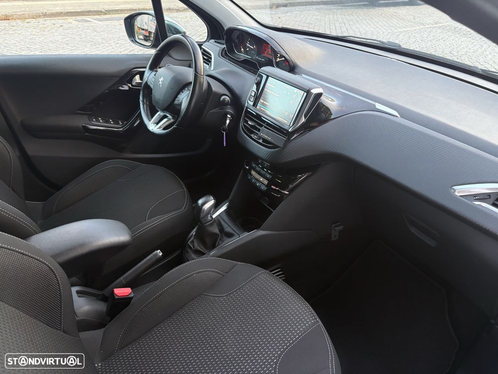 Peugeot 208 1.6 BlueHDi Allure - 21
