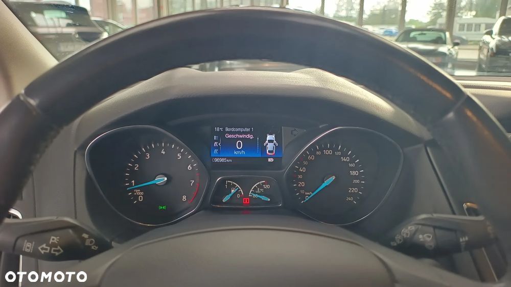 Ford Focus 1.5 EcoBoost Titanium ASS - 28