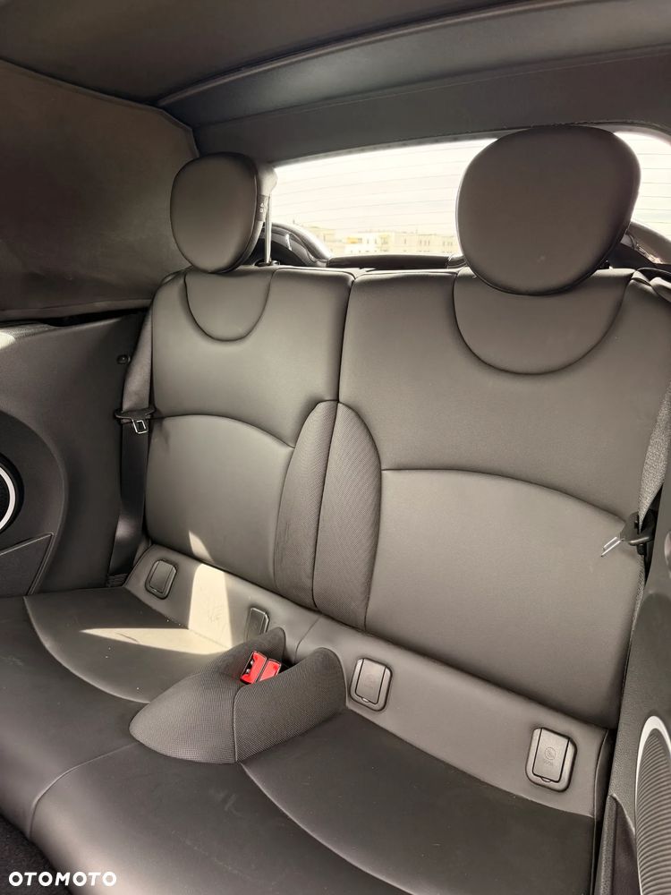 MINI Cooper S Highgate - 4