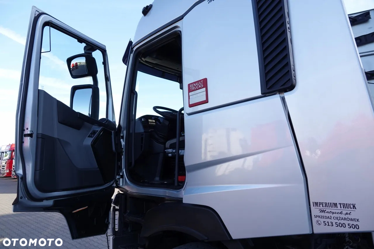 Renault C 520  / 6x4 / HYDRAULIKA / RETARDER /  KLIMA POSTOJOWA / 3 OSIOWY CIĄGNIK SIODŁOWY / DMC: 100 000 KG !! / BOGATE WYPOSAŻENIE - 22