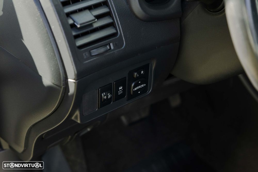 Toyota Corolla 1.4 D-4D Exclusive MM - 12