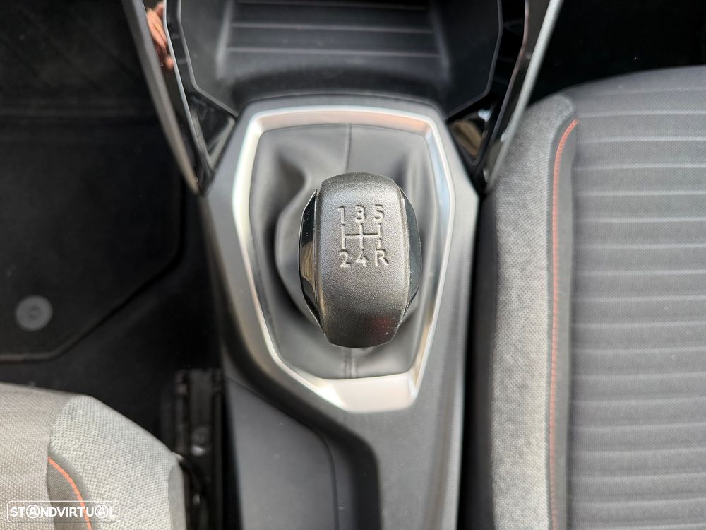 Peugeot 208 1.2 PureTech Active - 19