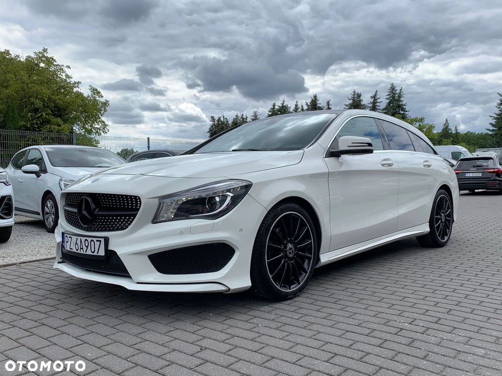 Mercedes-Benz CLA 180 7G-DCT AMG Line - 1