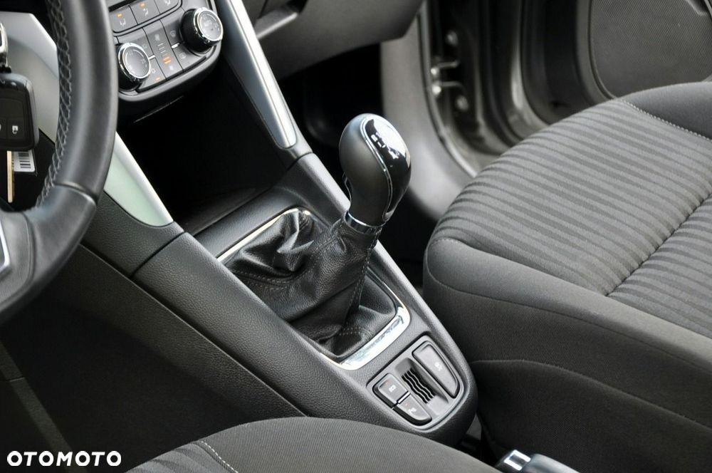 Opel Zafira - 34
