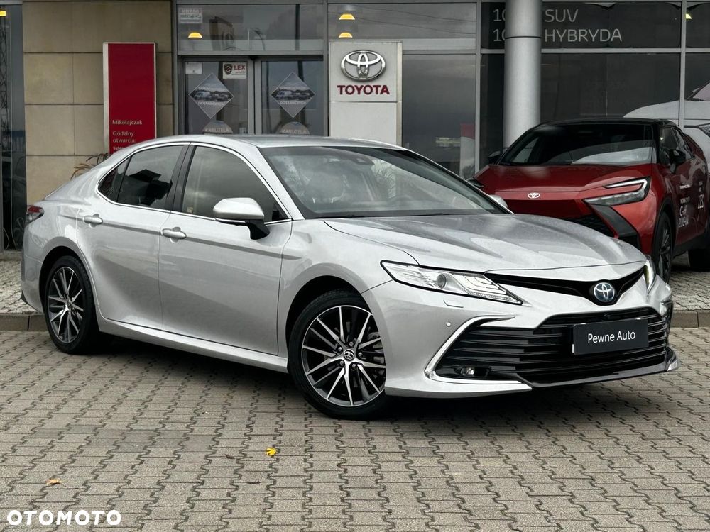 Toyota Camry 2.5 Hybrid Executive CVT - 1