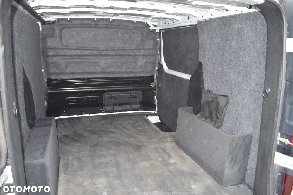 Renault TRAFIC - 11