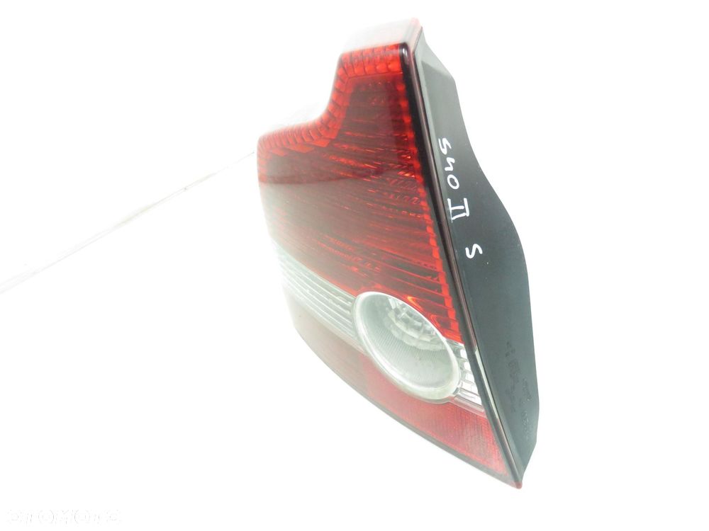 LAMPA LEWA TYLNA VOLVO S40 II 30698912 - 5