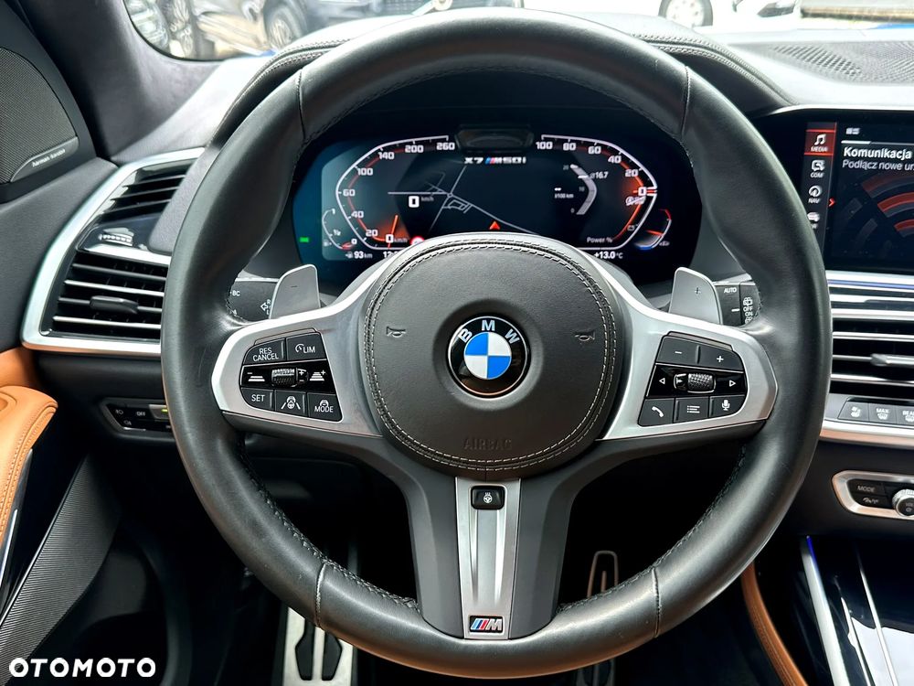 BMW X7 M50i sport - 30