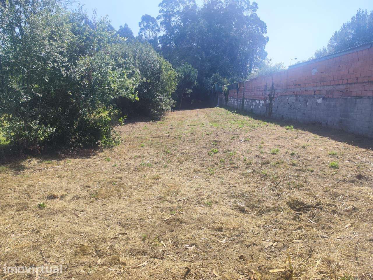 Terreno Rústico de 660 m² em Barqueiros, Barcelos - Grande imagem: 4/9
