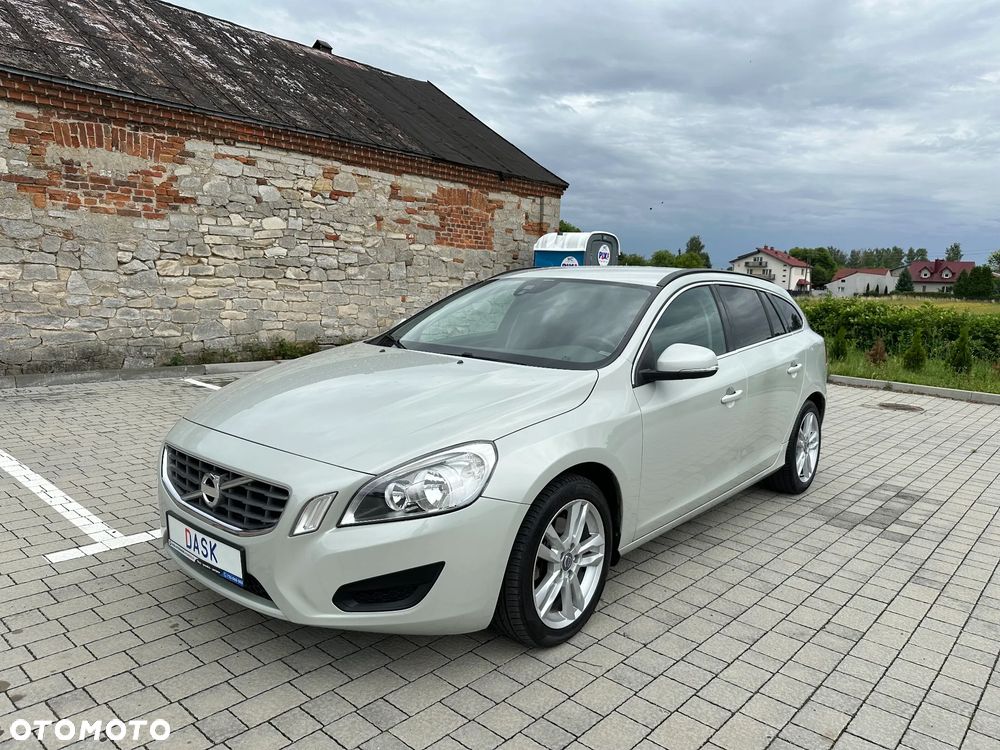 Volvo V60 D3 Edition - 1