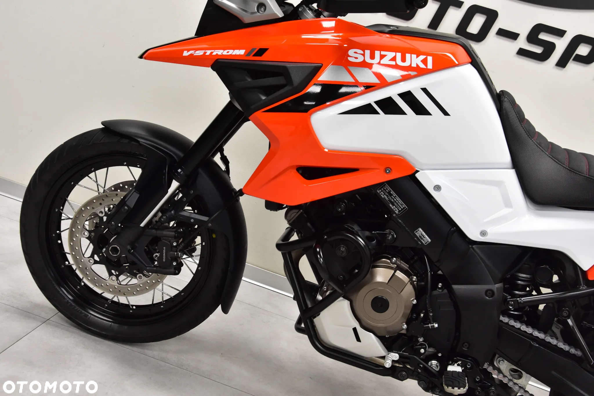 Suzuki DL - 10