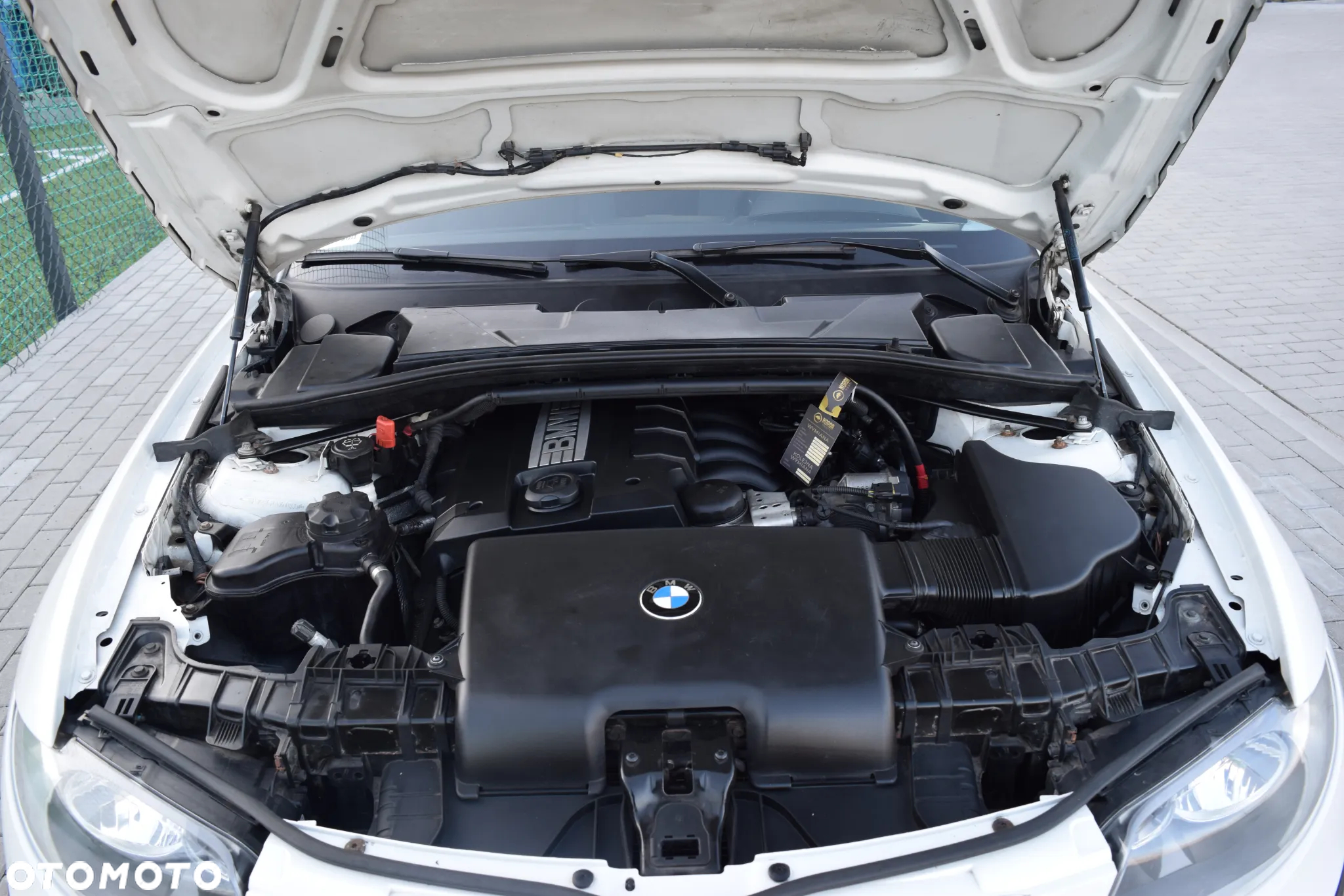 BMW Seria 1 116i - 14