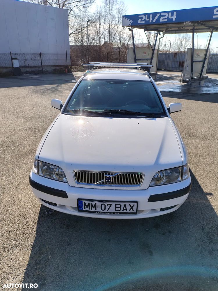 Volvo V40 1.9 D - 4