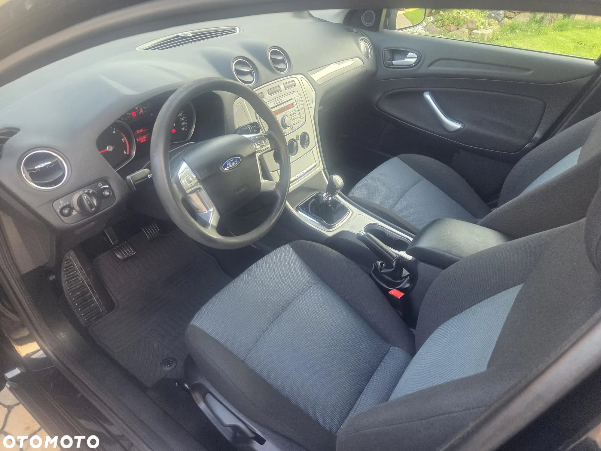 Ford Mondeo - 11