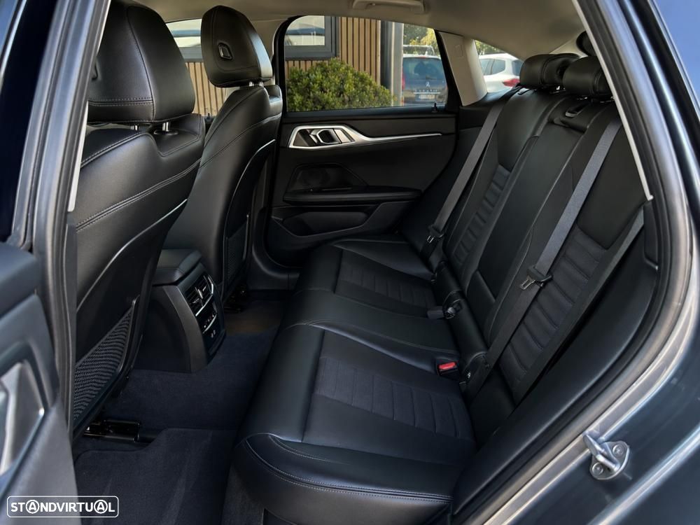 BMW i4 eDrive35 - 43