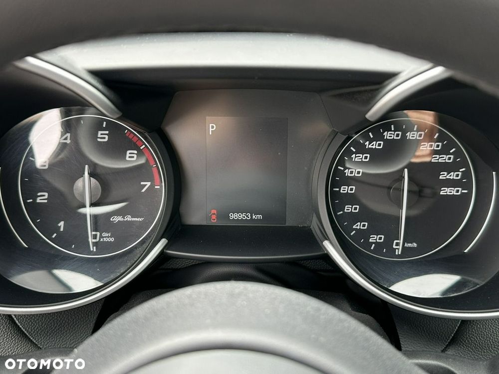 Alfa Romeo Giulia 2.0 Turbo 16V AT8 Super - 31