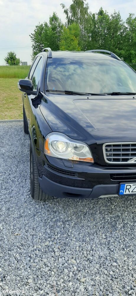 Volvo XC 90 - 9