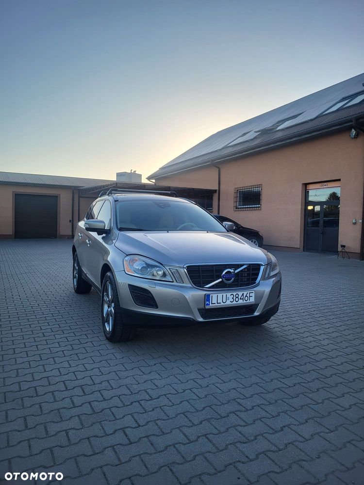 Volvo XC 60 - 8