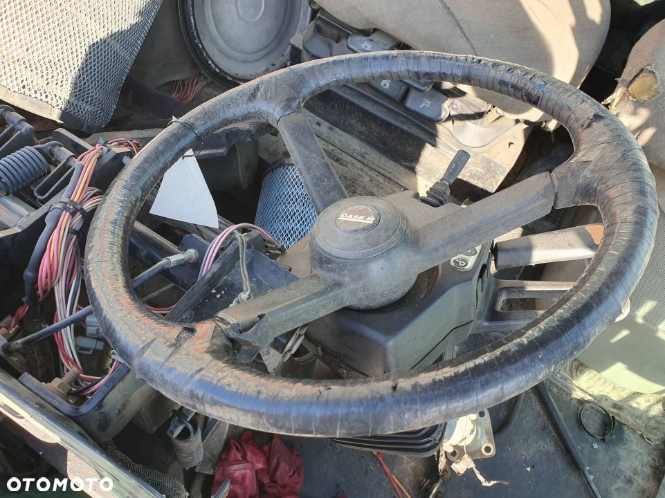 KOLUMNA KIEROWNICZA CASE MAGNUM 280 + KIEROWNICA - 3