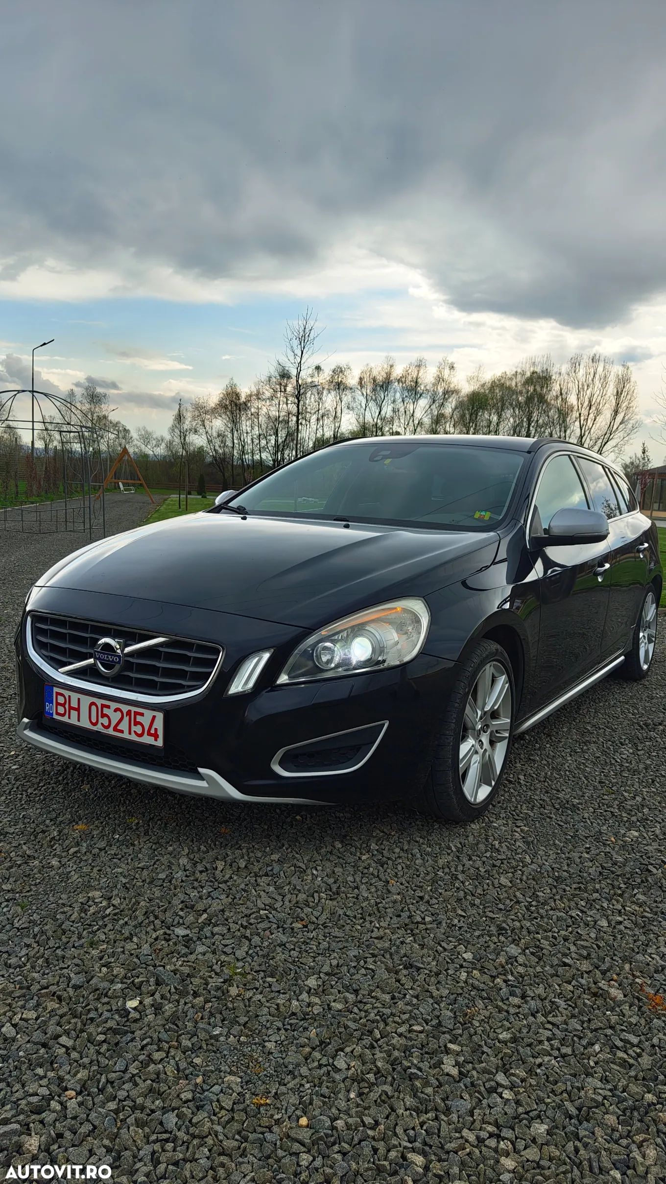Volvo V60 2.0T Geartronic Powershift Summum - 1