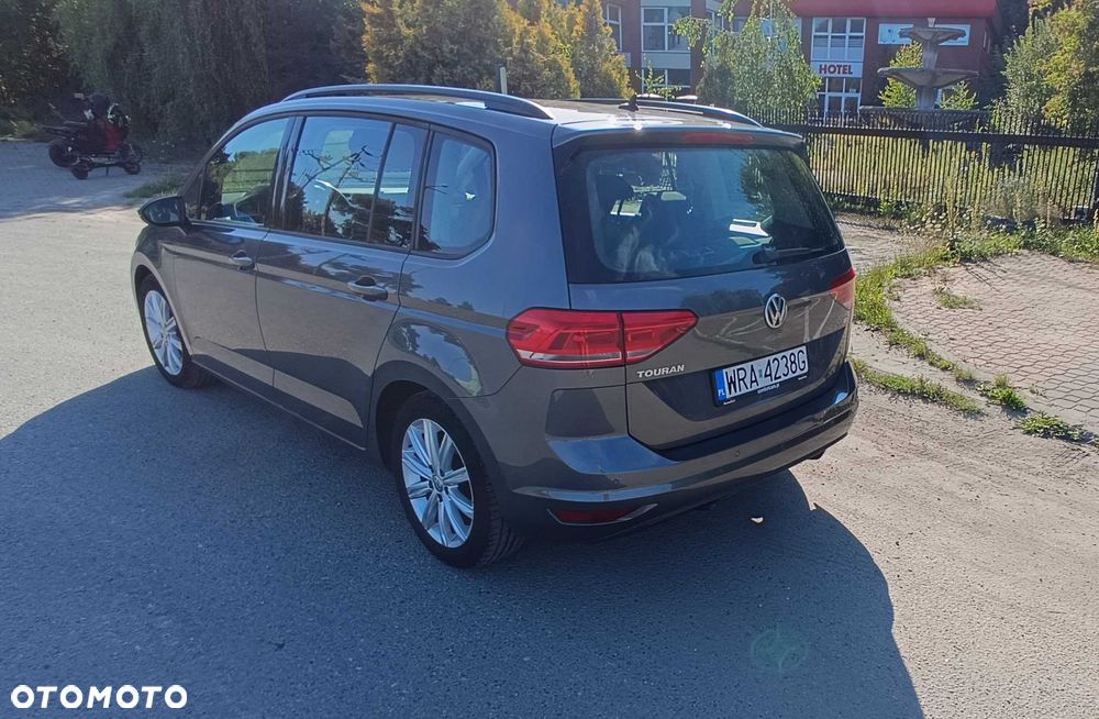 Volkswagen Touran - 2