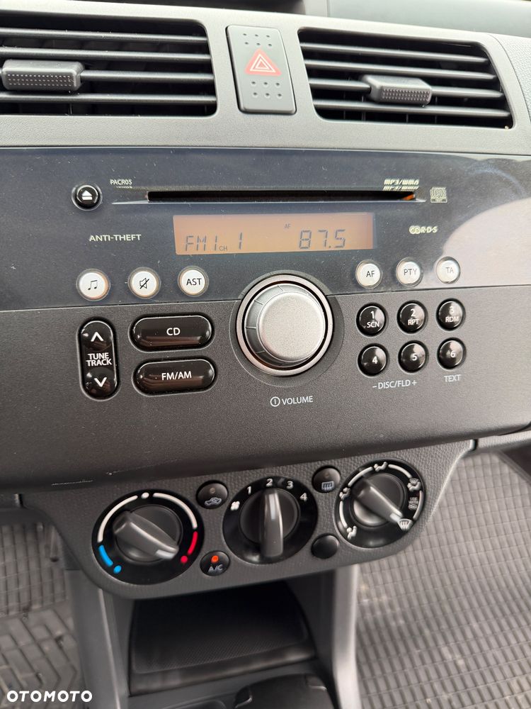 Suzuki Swift 1.3 4x4 Comfort - 15