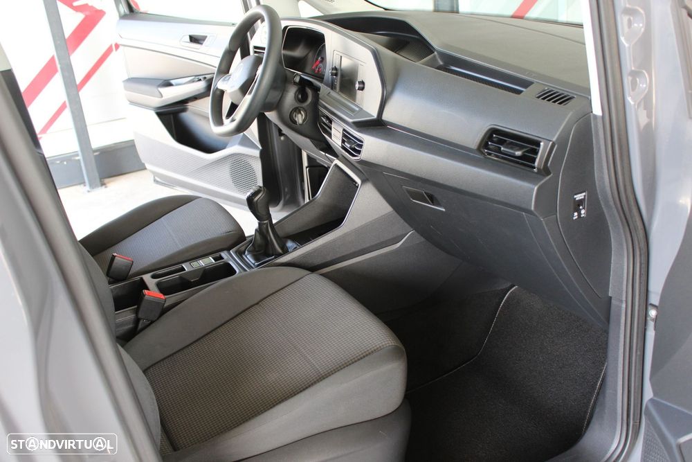 VW Caddy - 36