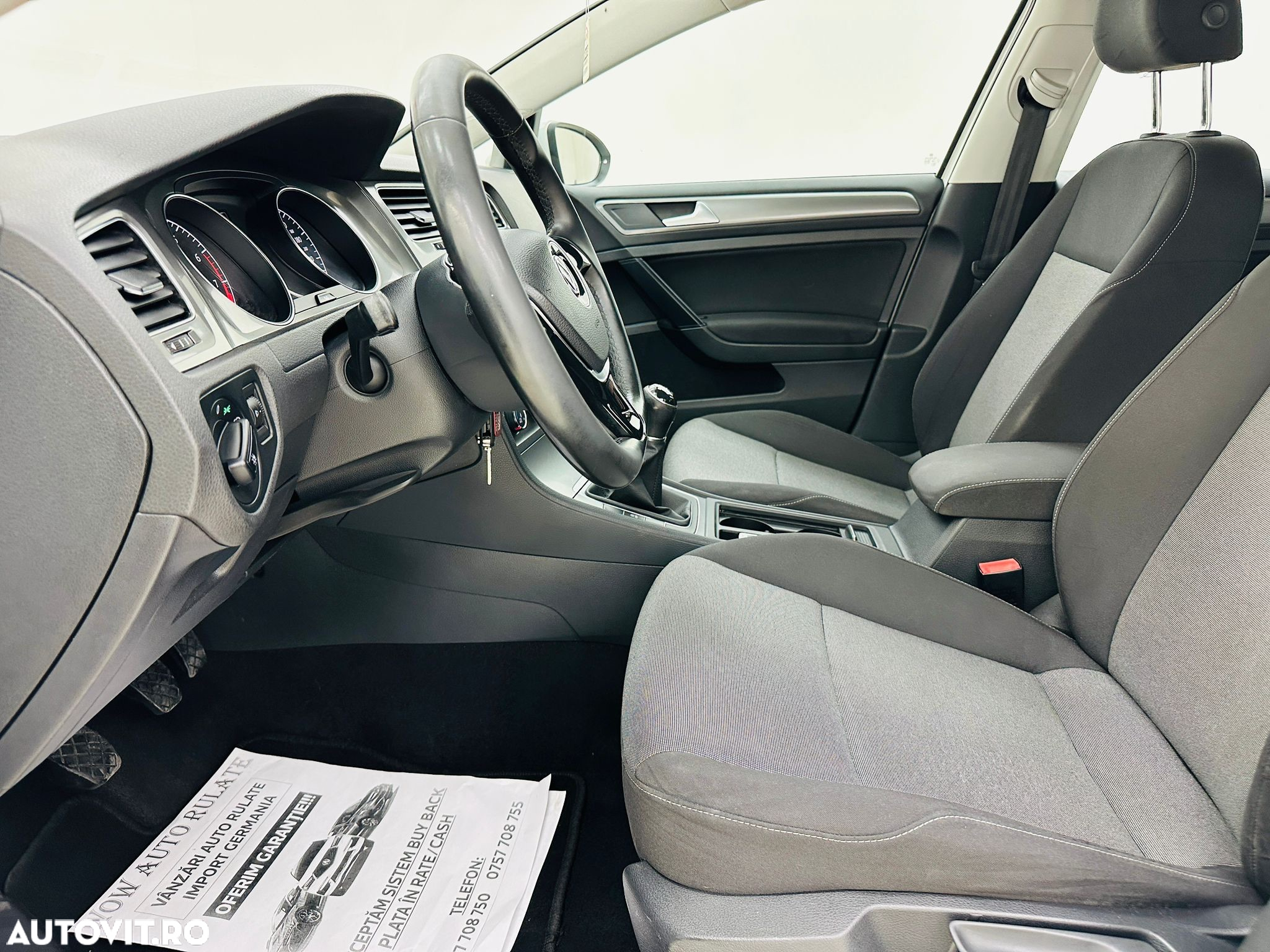 Volkswagen Golf - 14